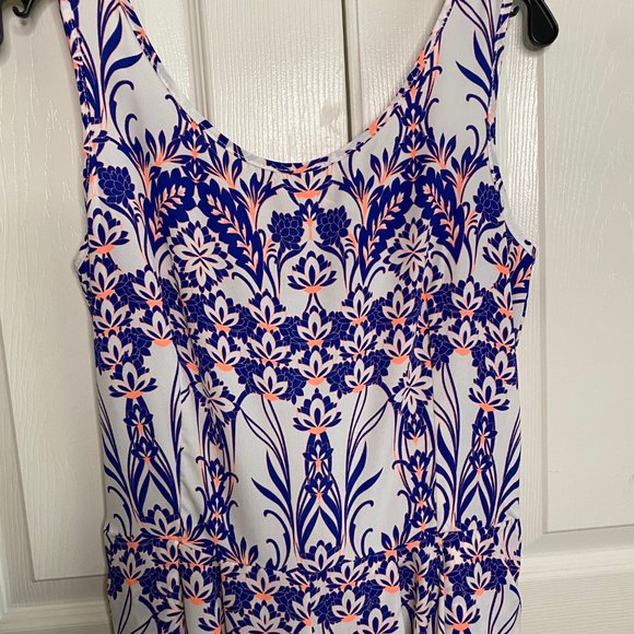 Maude Sleeveless Romper - Picture 3 of 6